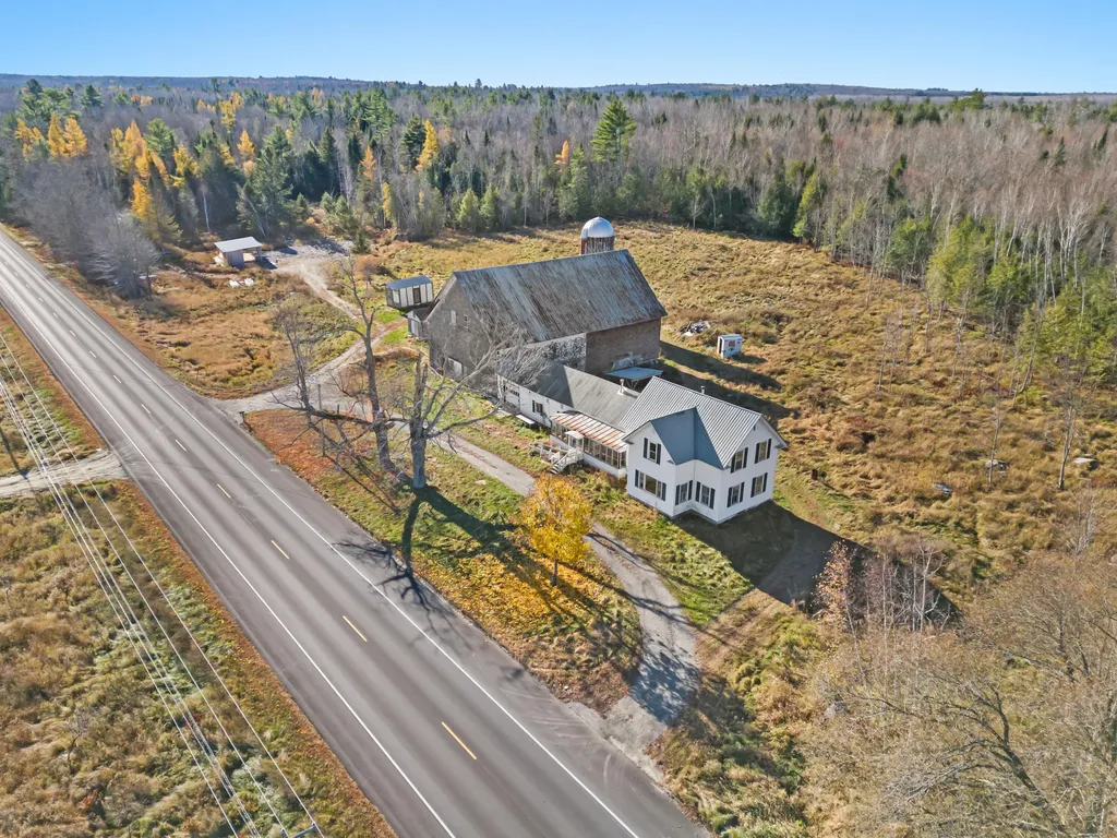 398 Estes Avenue Palmyra ME 04965