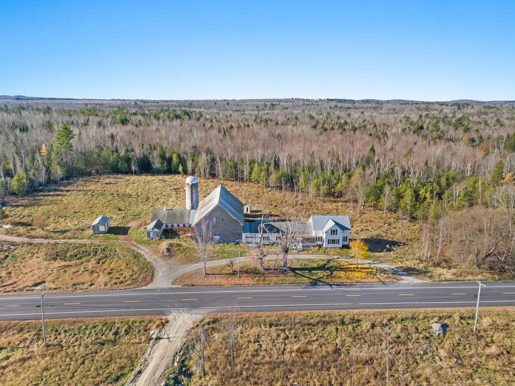 398 Estes Avenue Palmyra ME 04965