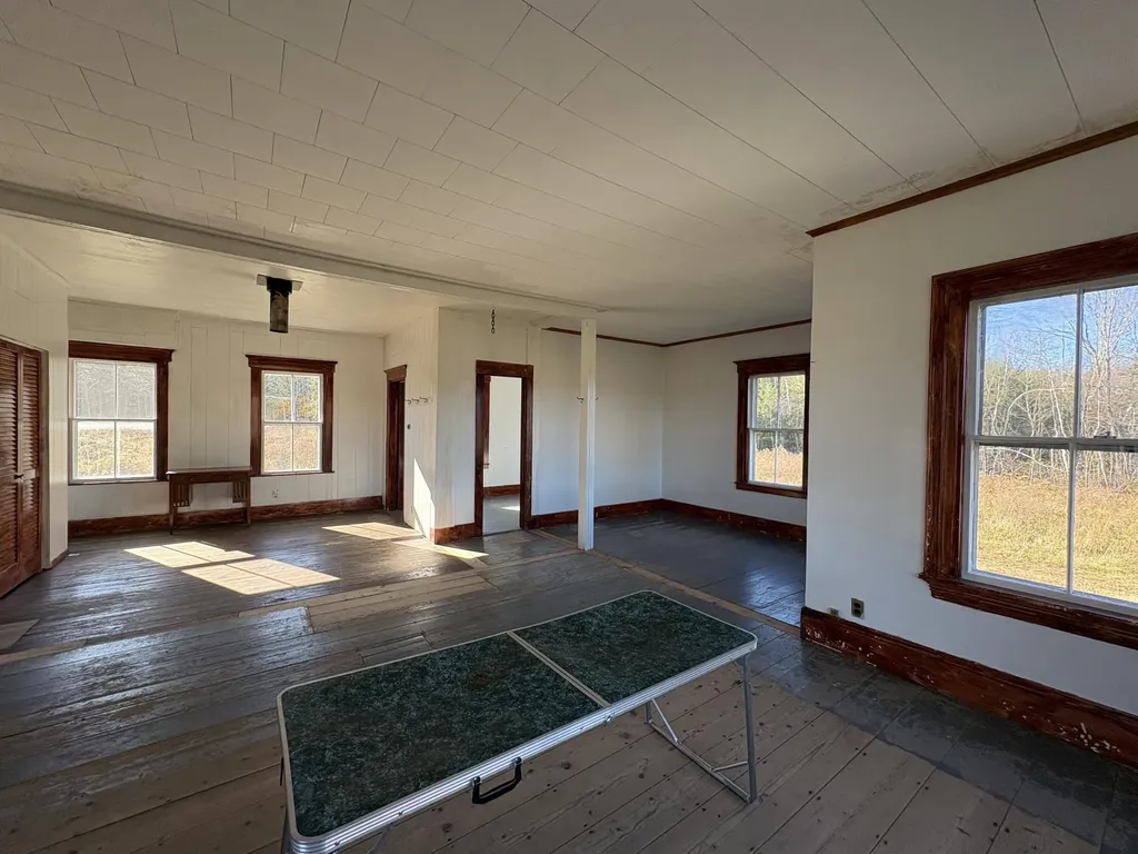 398 Estes Avenue Palmyra ME 04965