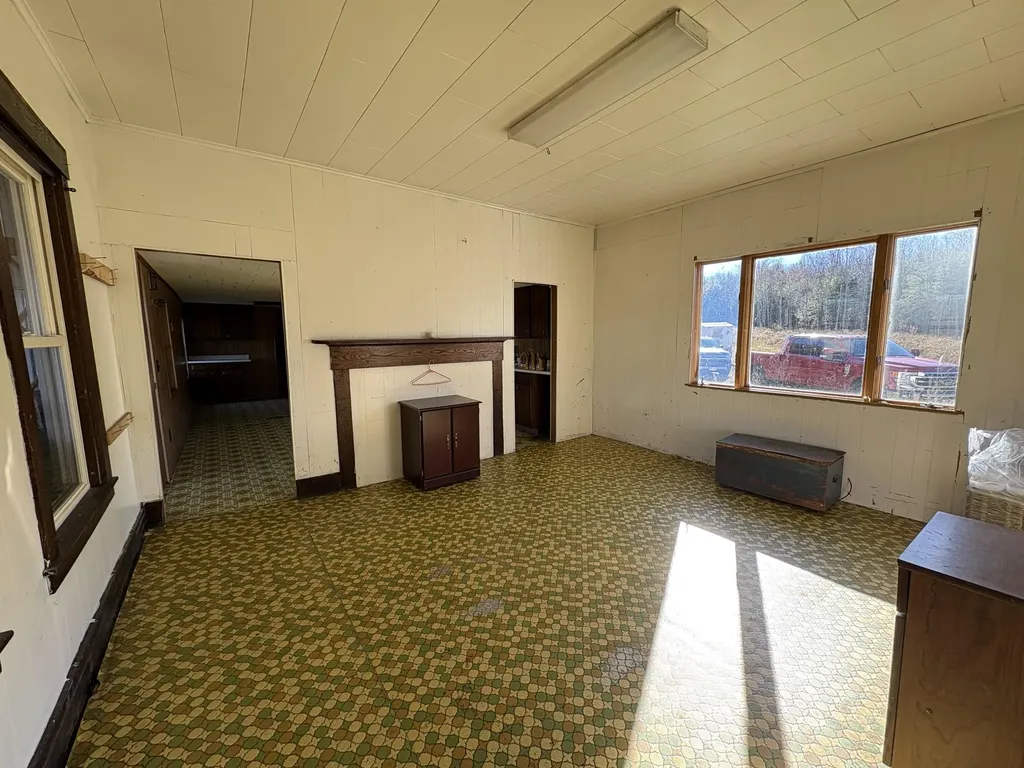 398 Estes Avenue Palmyra ME 04965