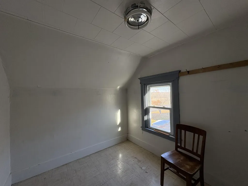 398 Estes Avenue Palmyra ME 04965