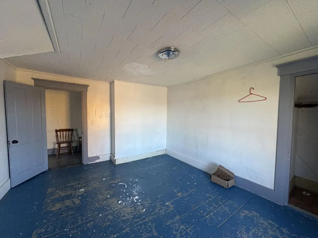 398 Estes Avenue Palmyra ME 04965
