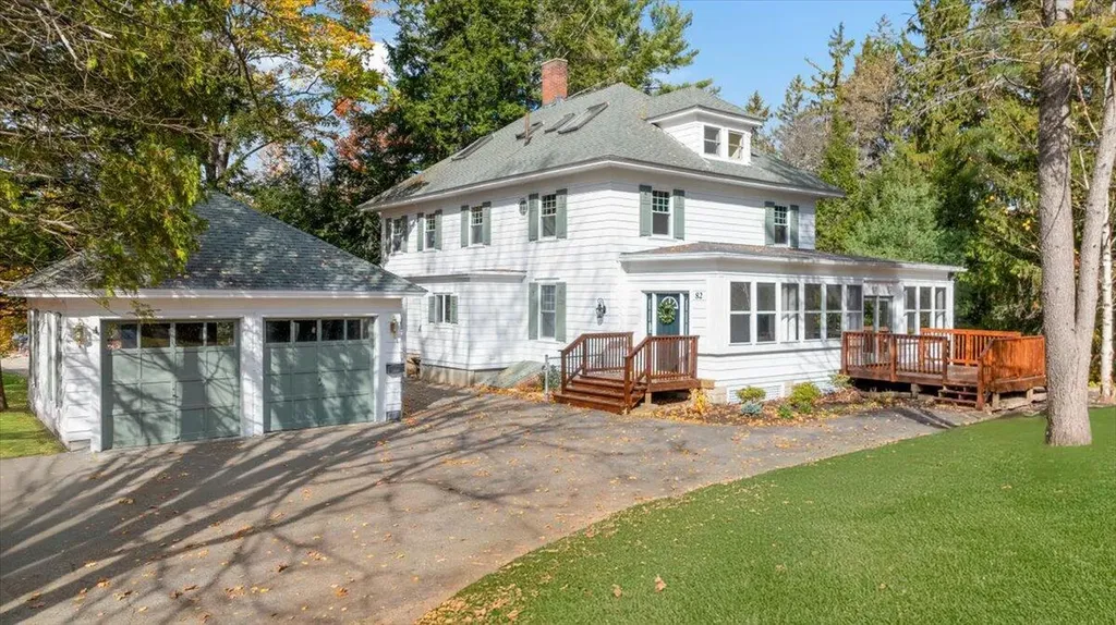 82 Gamage Avenue Auburn ME 04210