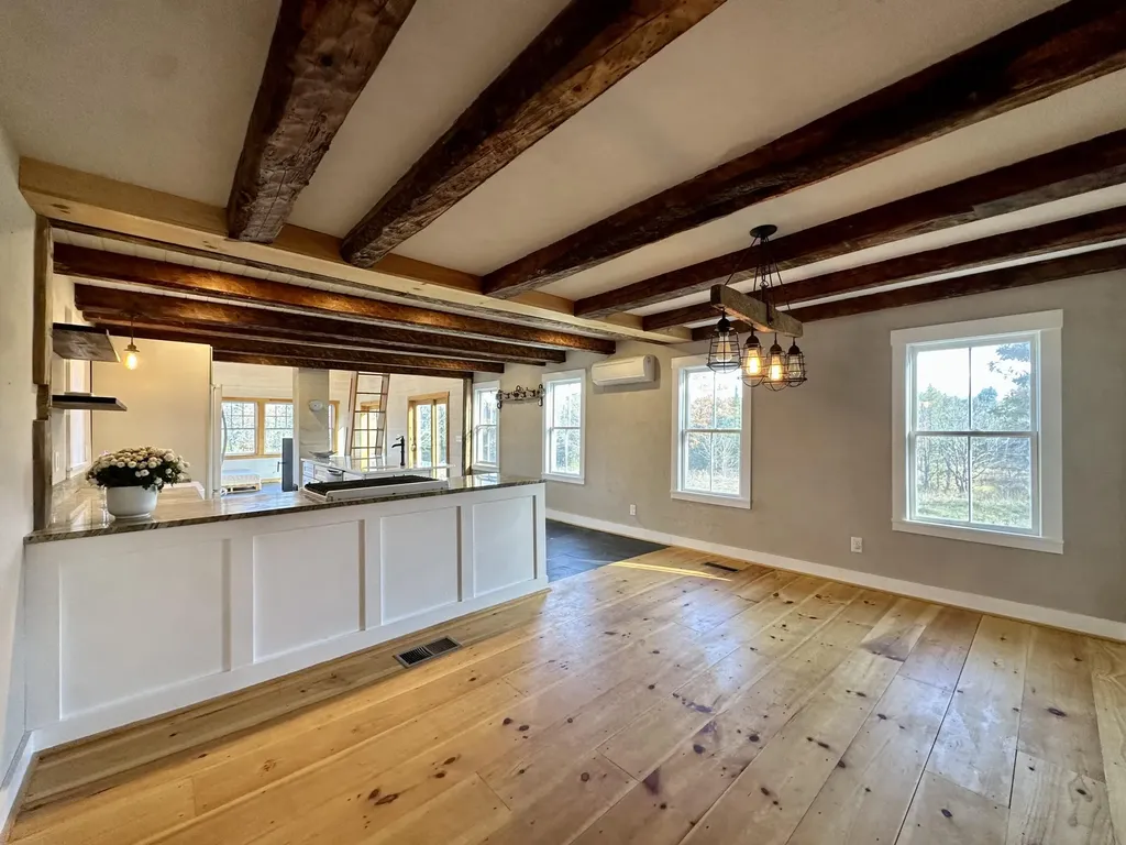 533 Range Road Blue Hill ME 04614