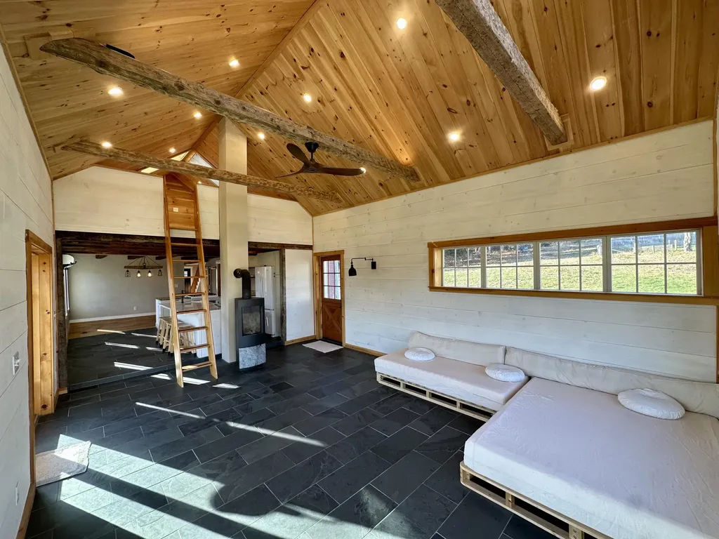 533 Range Road Blue Hill ME 04614