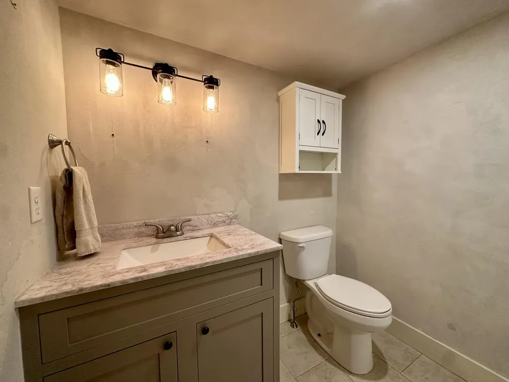 533 Range Road Blue Hill ME 04614