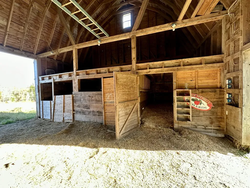 533 Range Road Blue Hill ME 04614