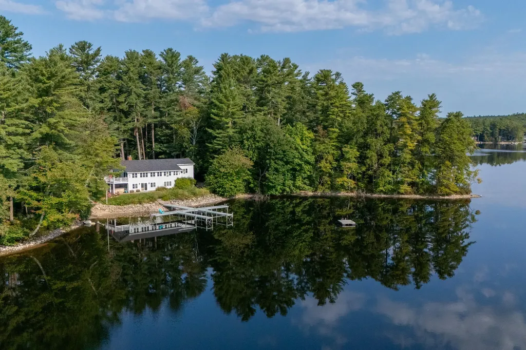 60 Mayberry Road Gray ME 04039