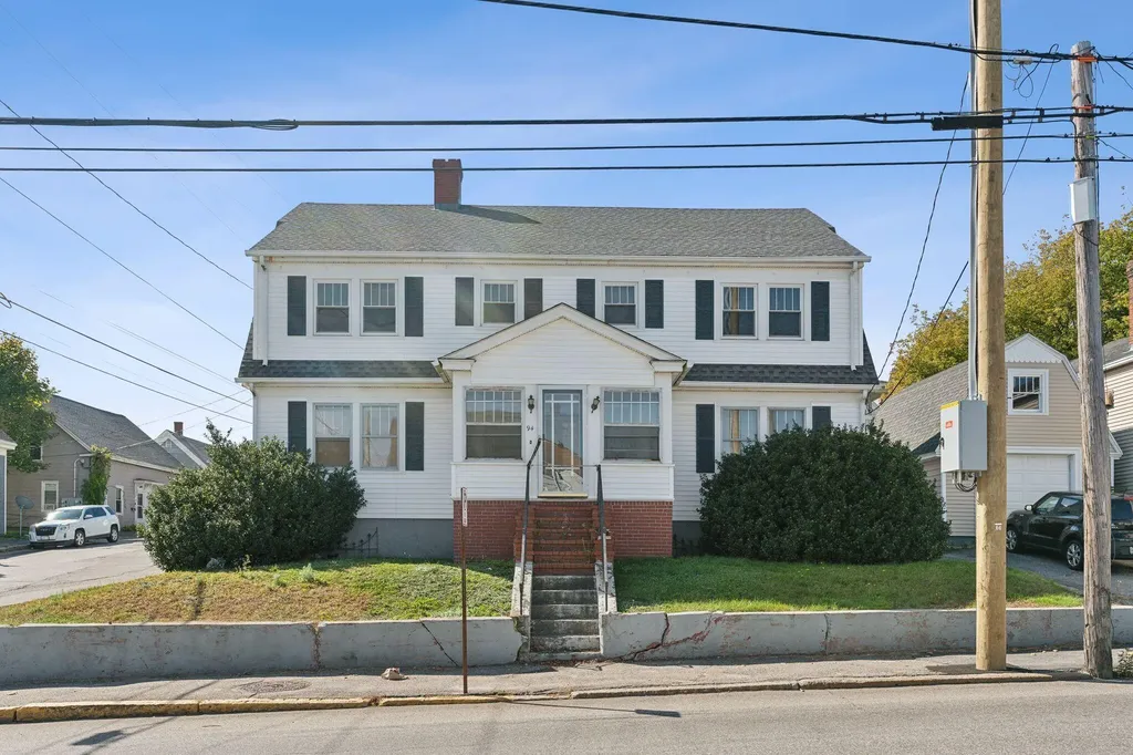 94 Pike Street Biddeford ME 04005