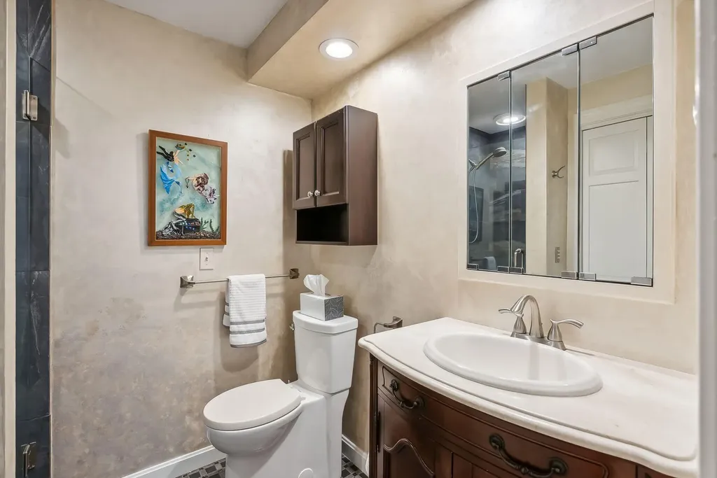 16 Brookside Drive Falmouth ME 04105