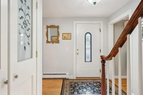 16 Brookside Drive Falmouth ME 04105