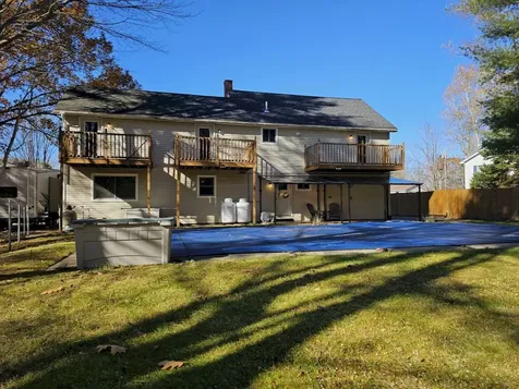 9 Sandy Lane Skowhegan ME 04976