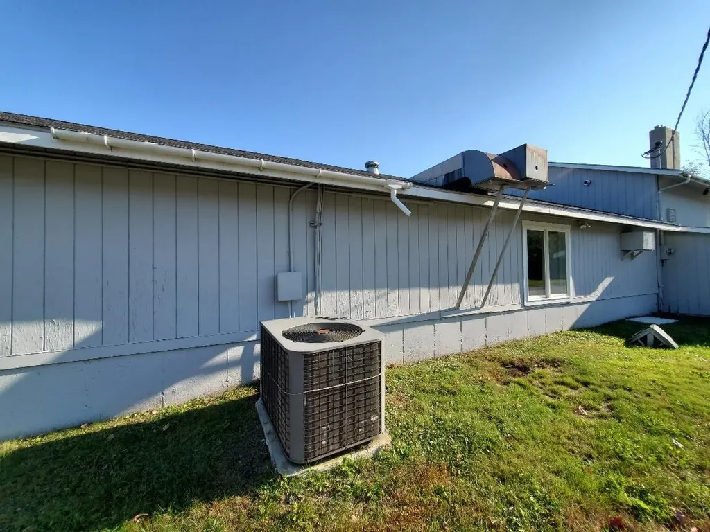 821 Houlton Road Baileyville ME 04694