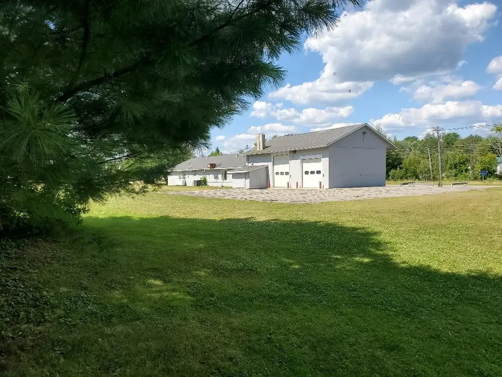 821 Houlton Road Baileyville ME 04694