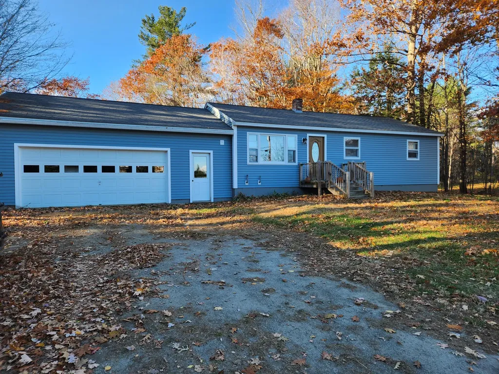1530 Albion Road Winslow ME 04901