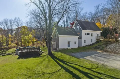 122 River Road Newcastle ME 04553
