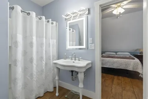 122 River Road Newcastle ME 04553
