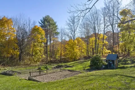 122 River Road Newcastle ME 04553