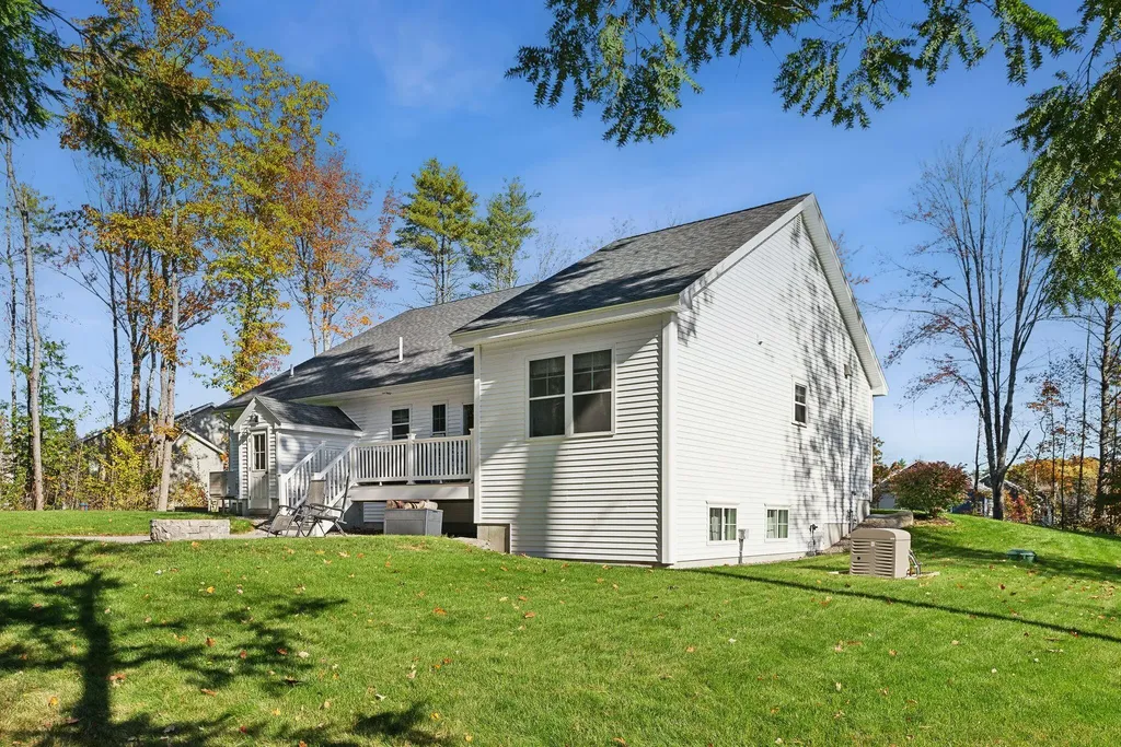10 Theresa Masse Lane Scarborough ME 04074