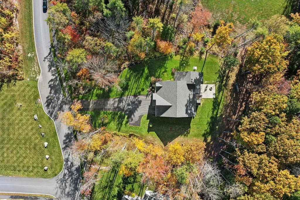 10 Theresa Masse Lane Scarborough ME 04074