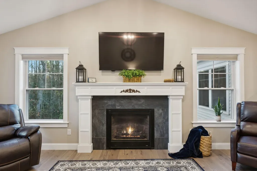 10 Theresa Masse Lane Scarborough ME 04074