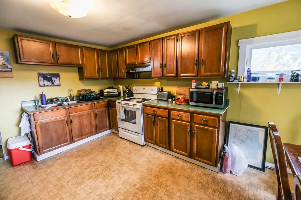 187 Five Islands Road Georgetown ME 04548