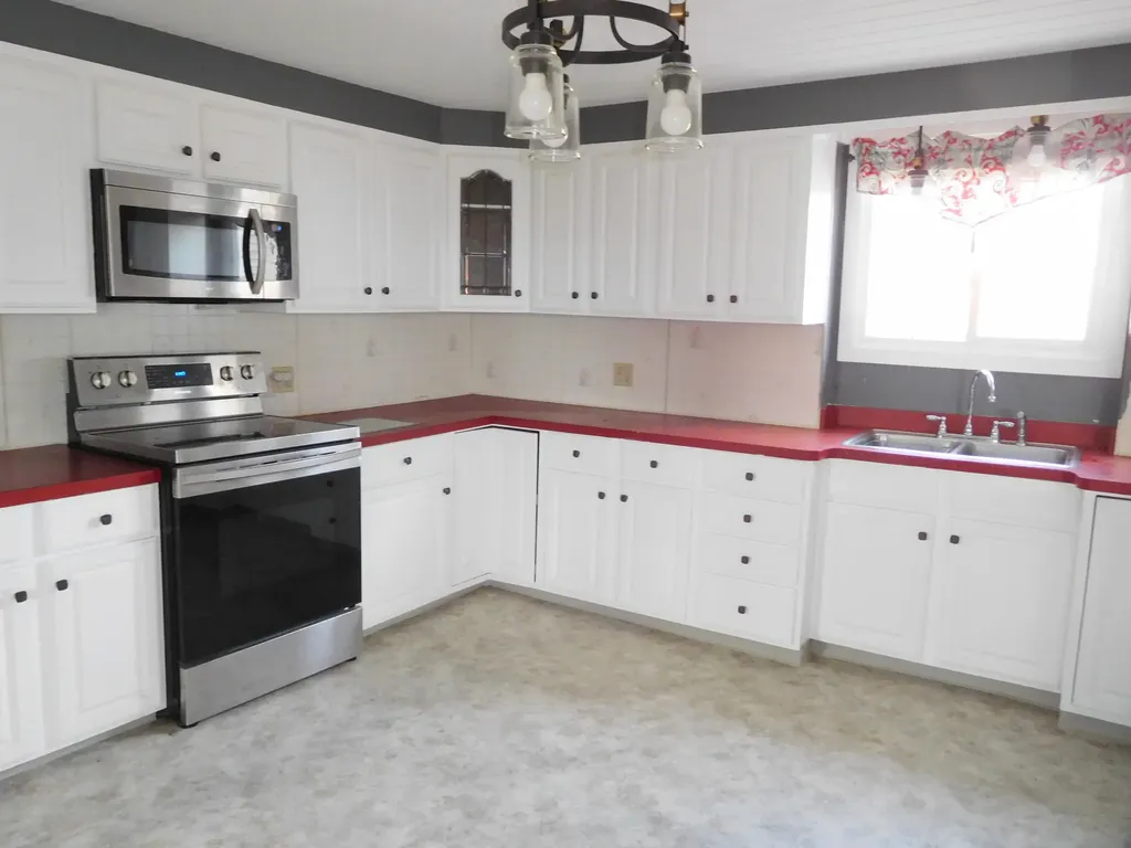 1200 Perkins Ridge Road Auburn ME 04210