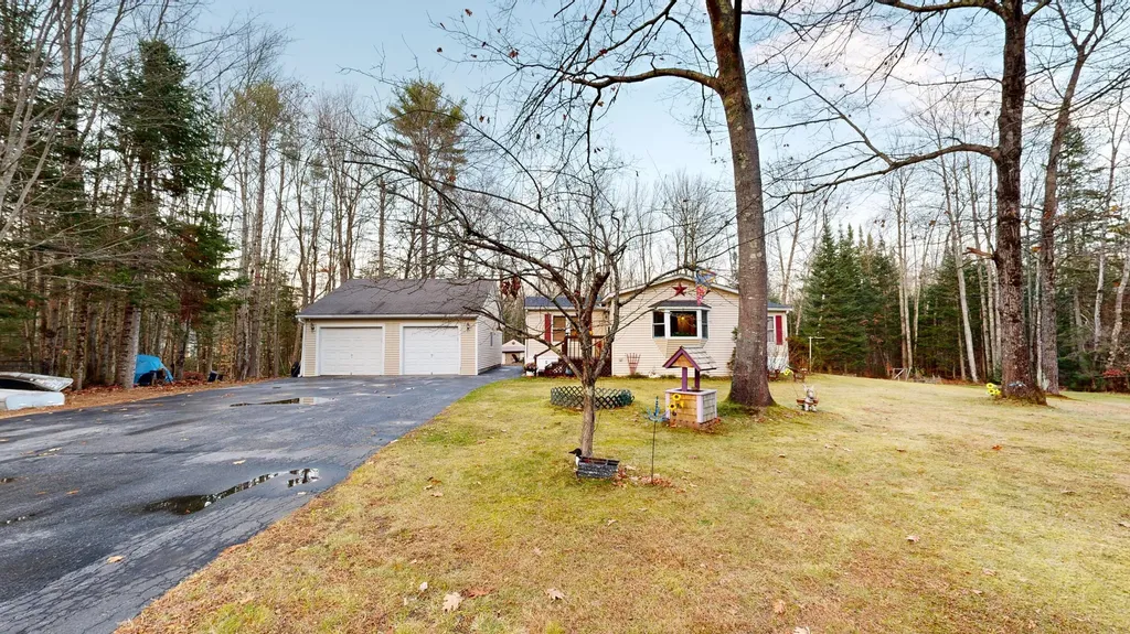 81 Line Road Leeds ME 04263