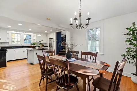 305 Fowler Road Cape Elizabeth ME 04107