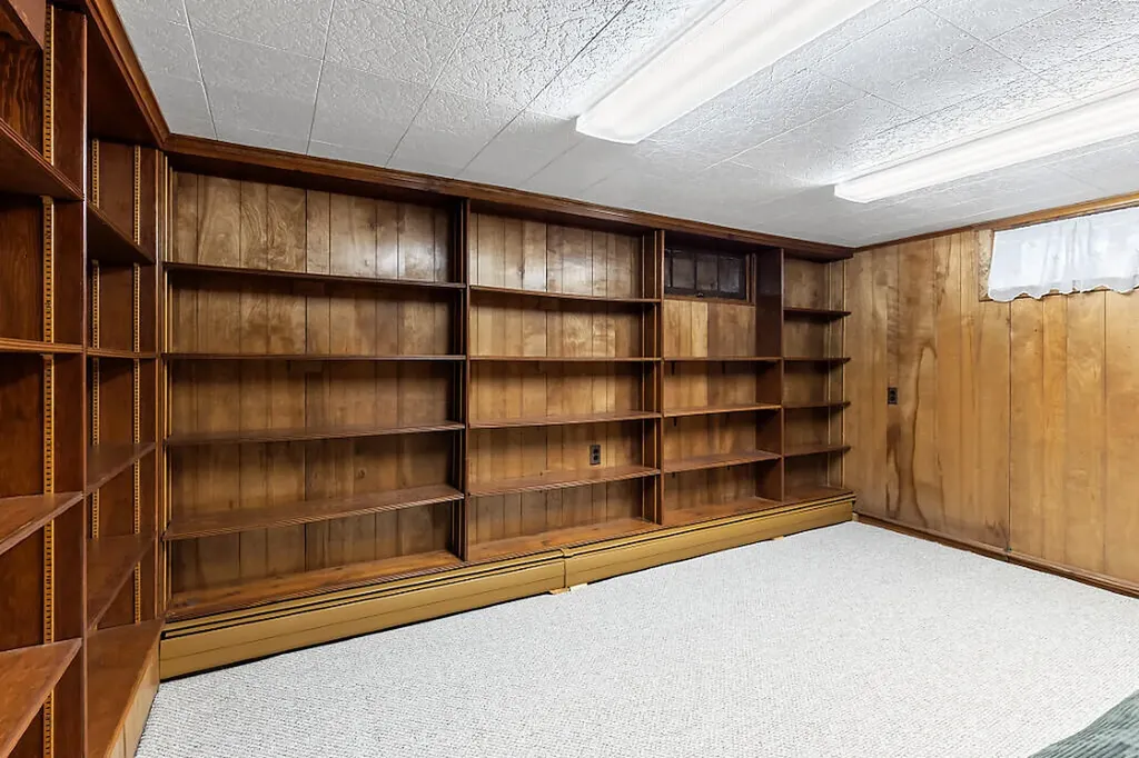 6 Noyes Avenue Waterville ME 04901
