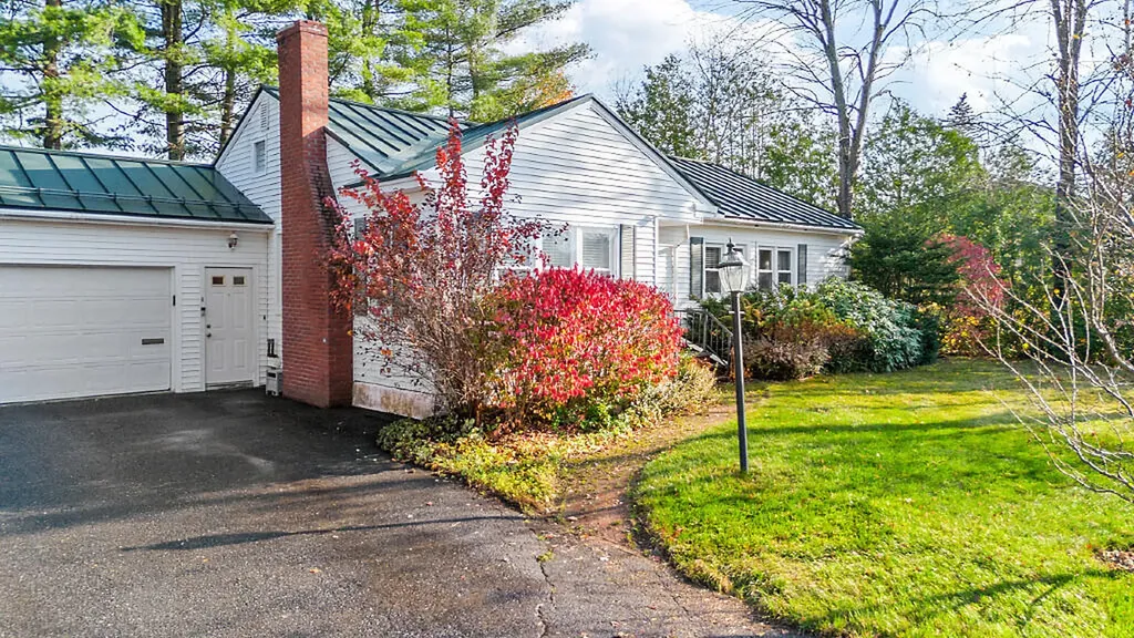 6 Noyes Avenue Waterville ME 04901