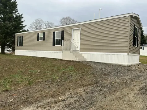 151 Richmond Road Litchfield ME 04350