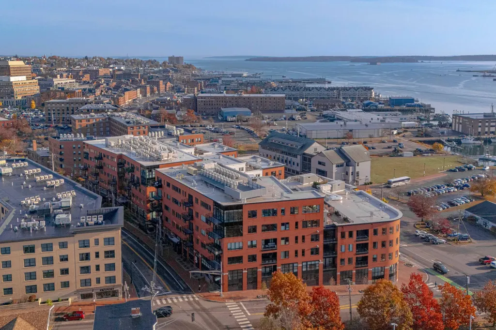 383 Commercial Street Portland ME 04101