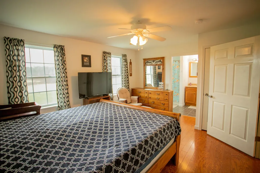 45 Canaan Road Hampden ME 04444