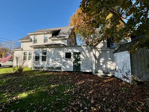 13 Brighton Avenue Vinalhaven ME 04863