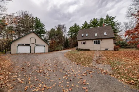14 Alexander Drive Pittston ME 04345