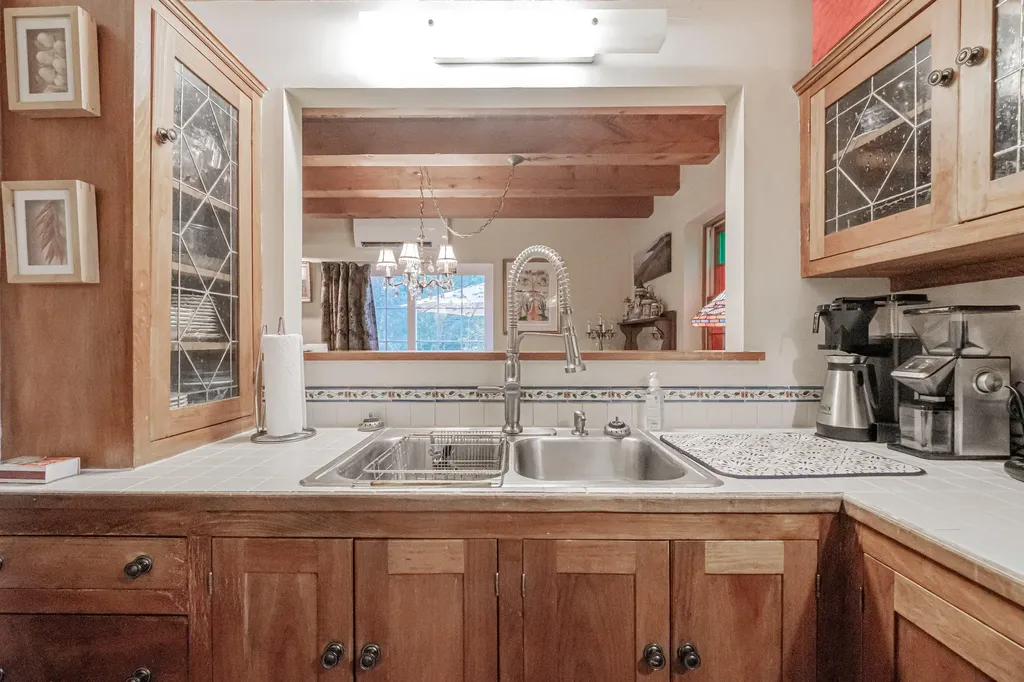 62 Woodward Point Road Brunswick ME 04011