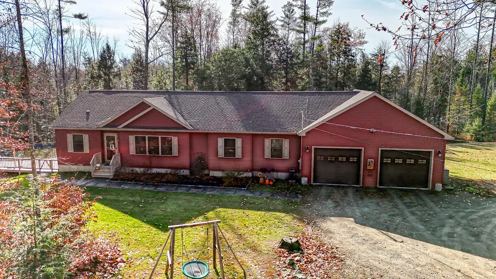 46 Woodland Drive West Gardiner ME 04345