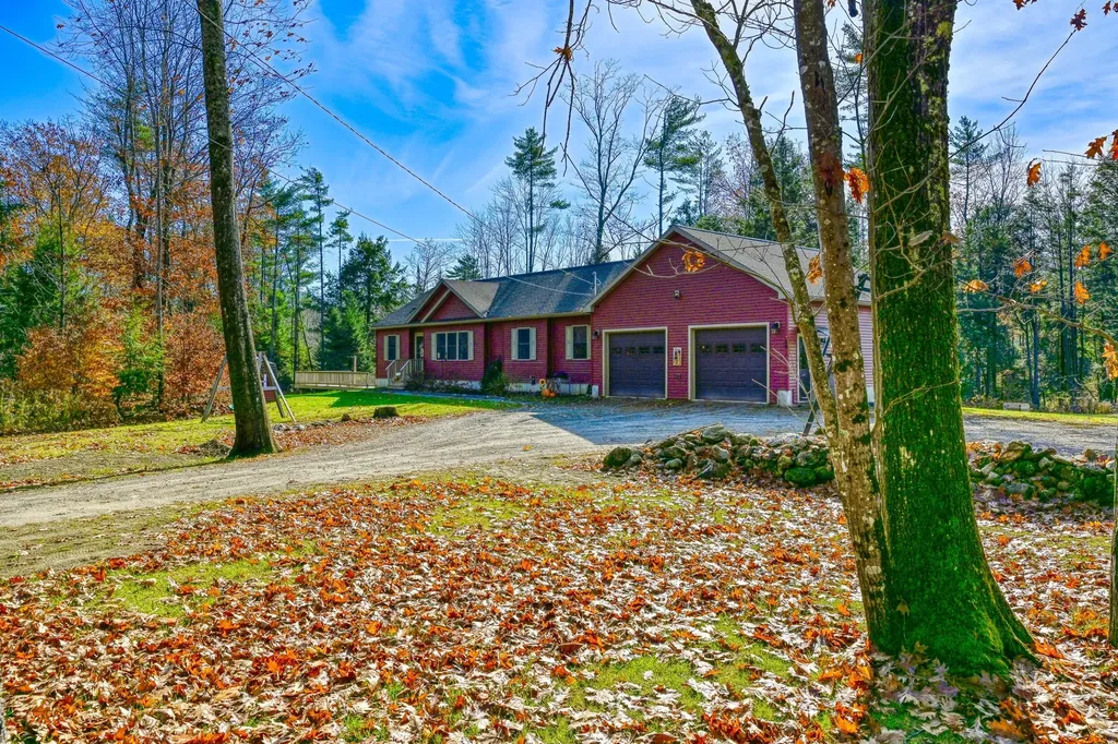 46 Woodland Drive West Gardiner ME 04345