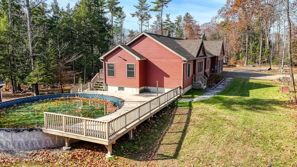 46 Woodland Drive West Gardiner ME 04345