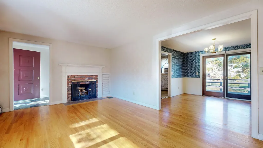 28 Maplewood Drive Gorham ME 04038