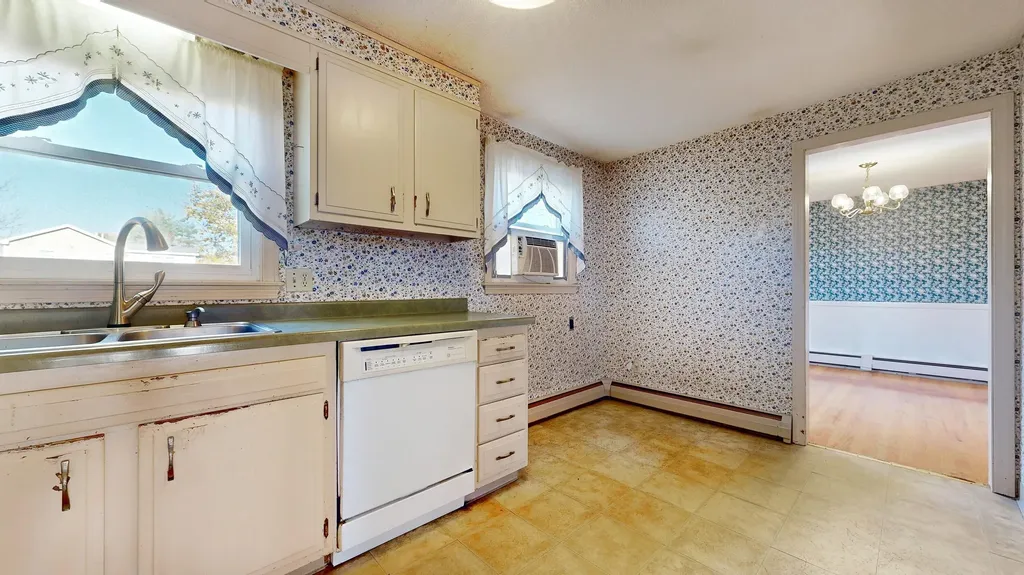 28 Maplewood Drive Gorham ME 04038