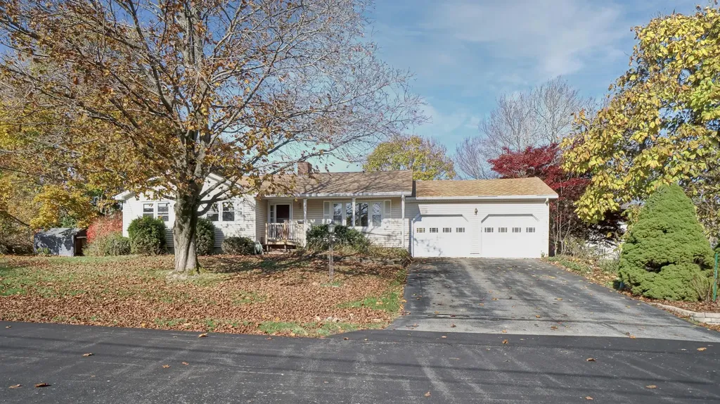 28 Maplewood Drive Gorham ME 04038
