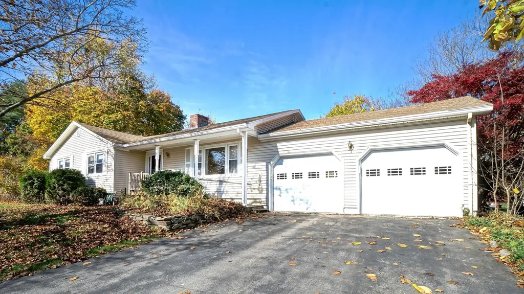 28 Maplewood Drive Gorham ME 04038