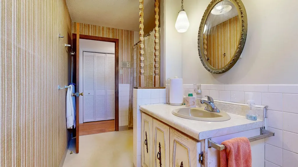 28 Maplewood Drive Gorham ME 04038