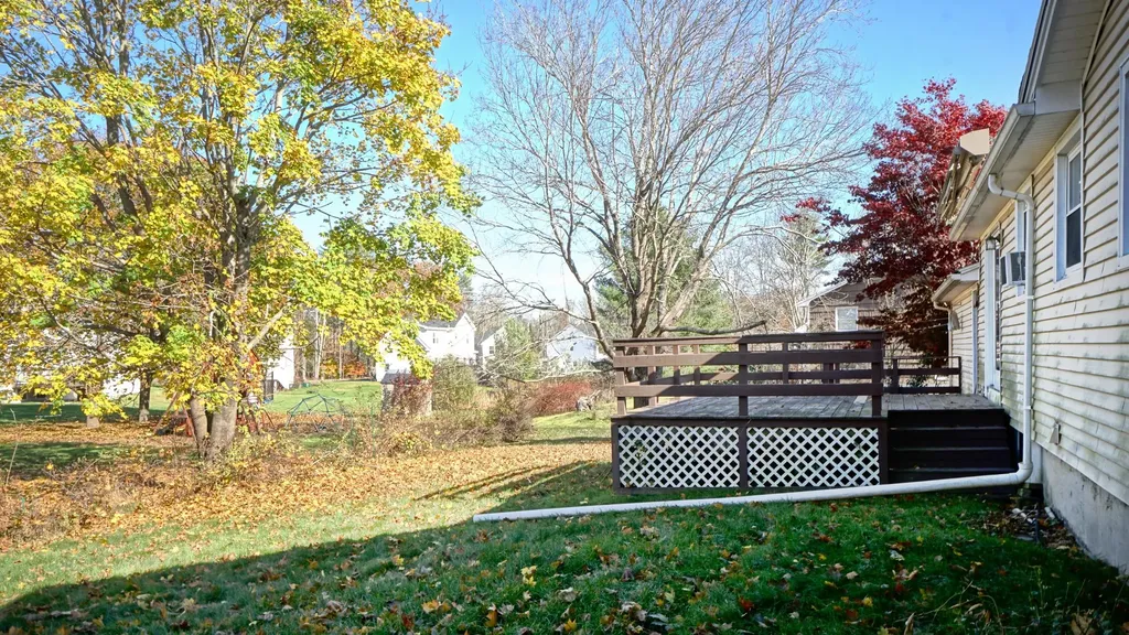 28 Maplewood Drive Gorham ME 04038