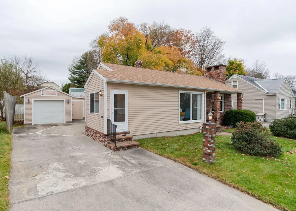 67 Tampa Street Lewiston ME 04240