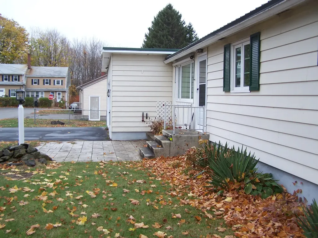 58 Laurel Avenue Saco ME 04072
