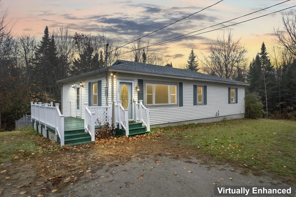 86 W Ridge Road West Gardiner ME 04345