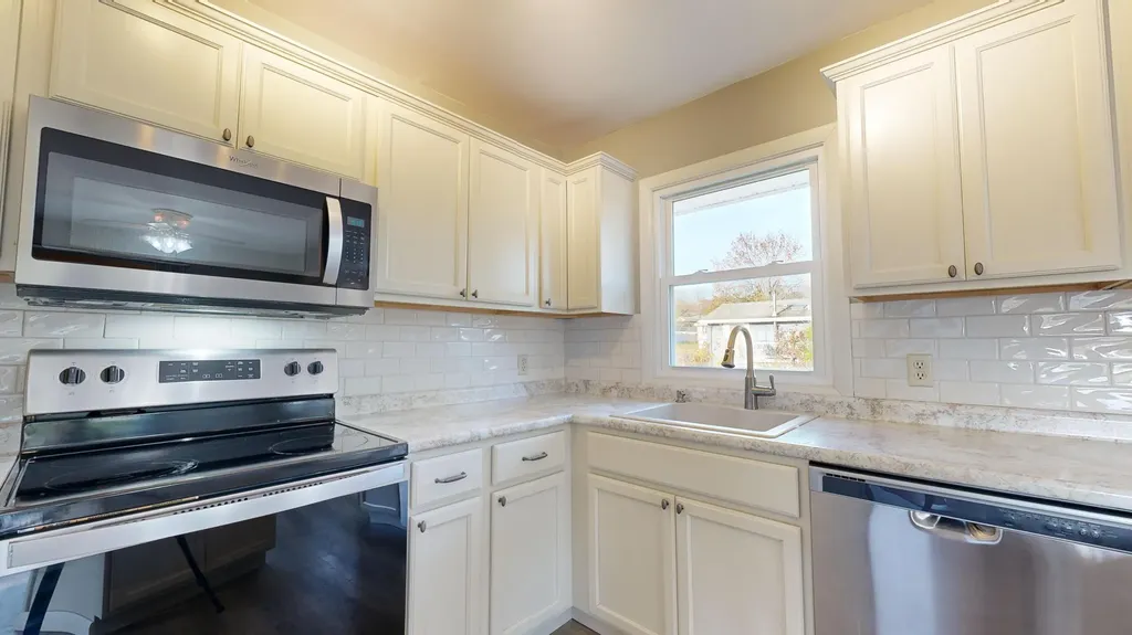 12 Treemount Drive Lewiston ME 04240
